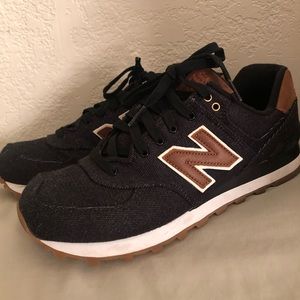 New Balance tennis shoes (NEW)